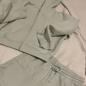 TNA sweatsuit set in mint green